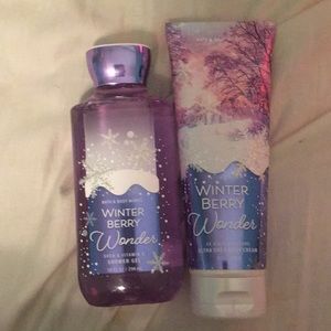 Bath and body works winter berry wonder set